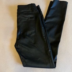 WHBM Skinny shiny black jeans